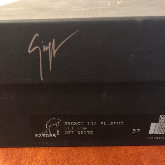 Giuseppe Zanotti white heels - Picture 5 of 6